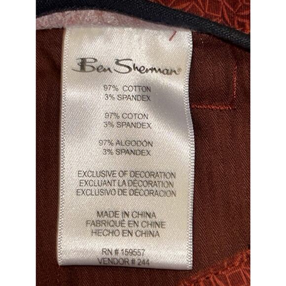 NWT Ben Sherman Regular Stretch Fit Geometric Print Red Shorts 33X9 - Picture 6 of 6